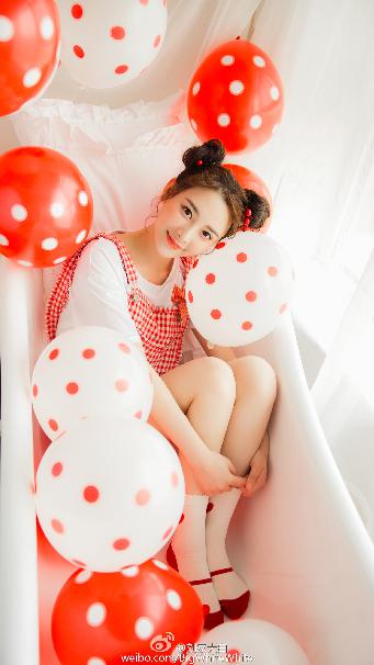 中字HD为丈夫的下属的成就与荣誉